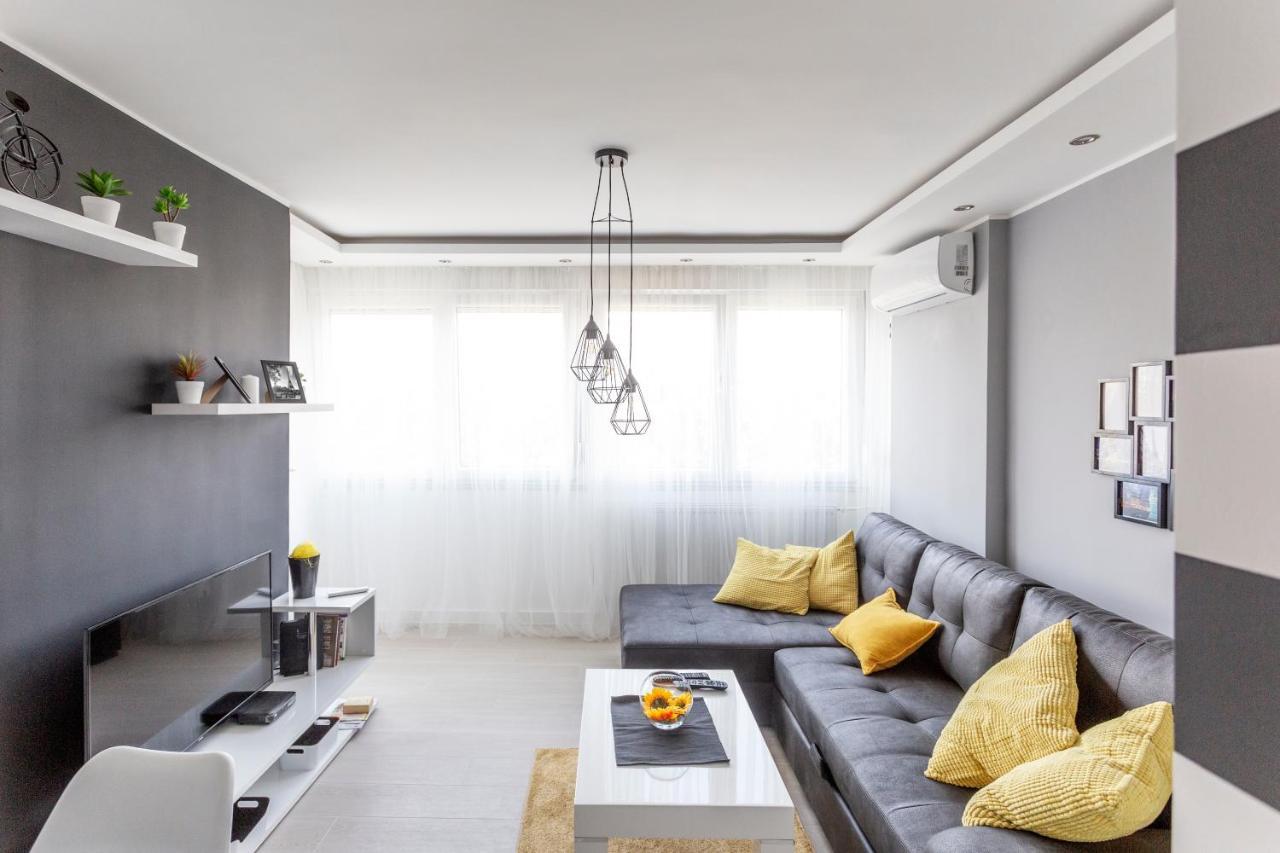 Park Apartment Нови Сад Екстериор снимка